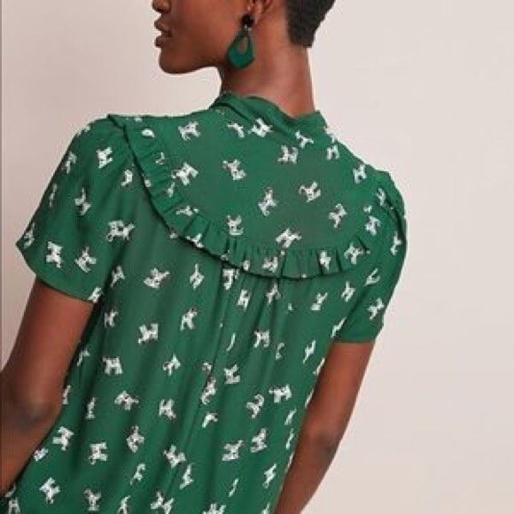 Anthropologie Adagio Dog Ruffle Blouse Green Short Sleeve XS Novelty Print - Picture 3 of 6